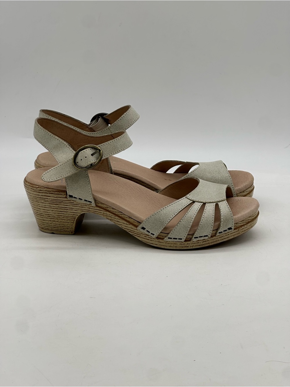 Dansko Marlow Sandals. Size 10